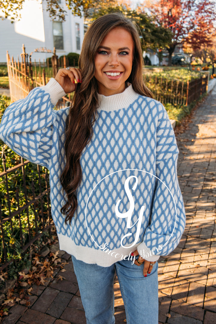 Moving On Sweater - White/Blue