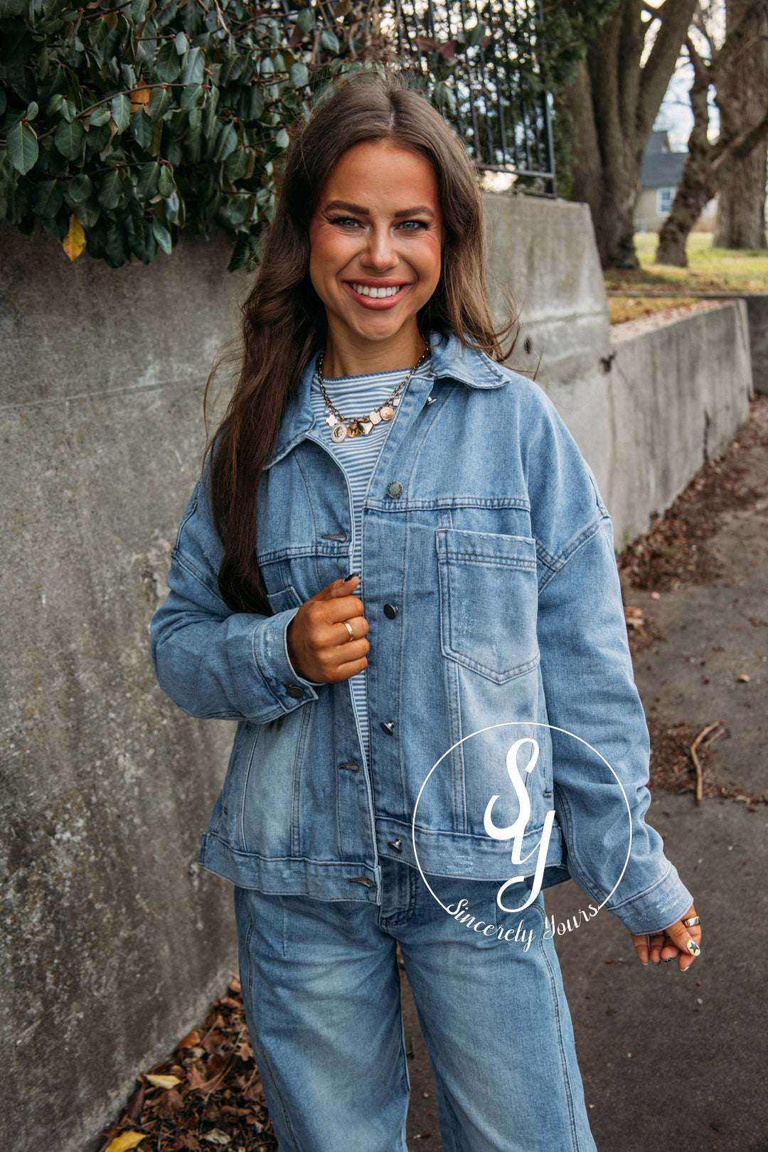 A Staple Piece Jacket - Denim