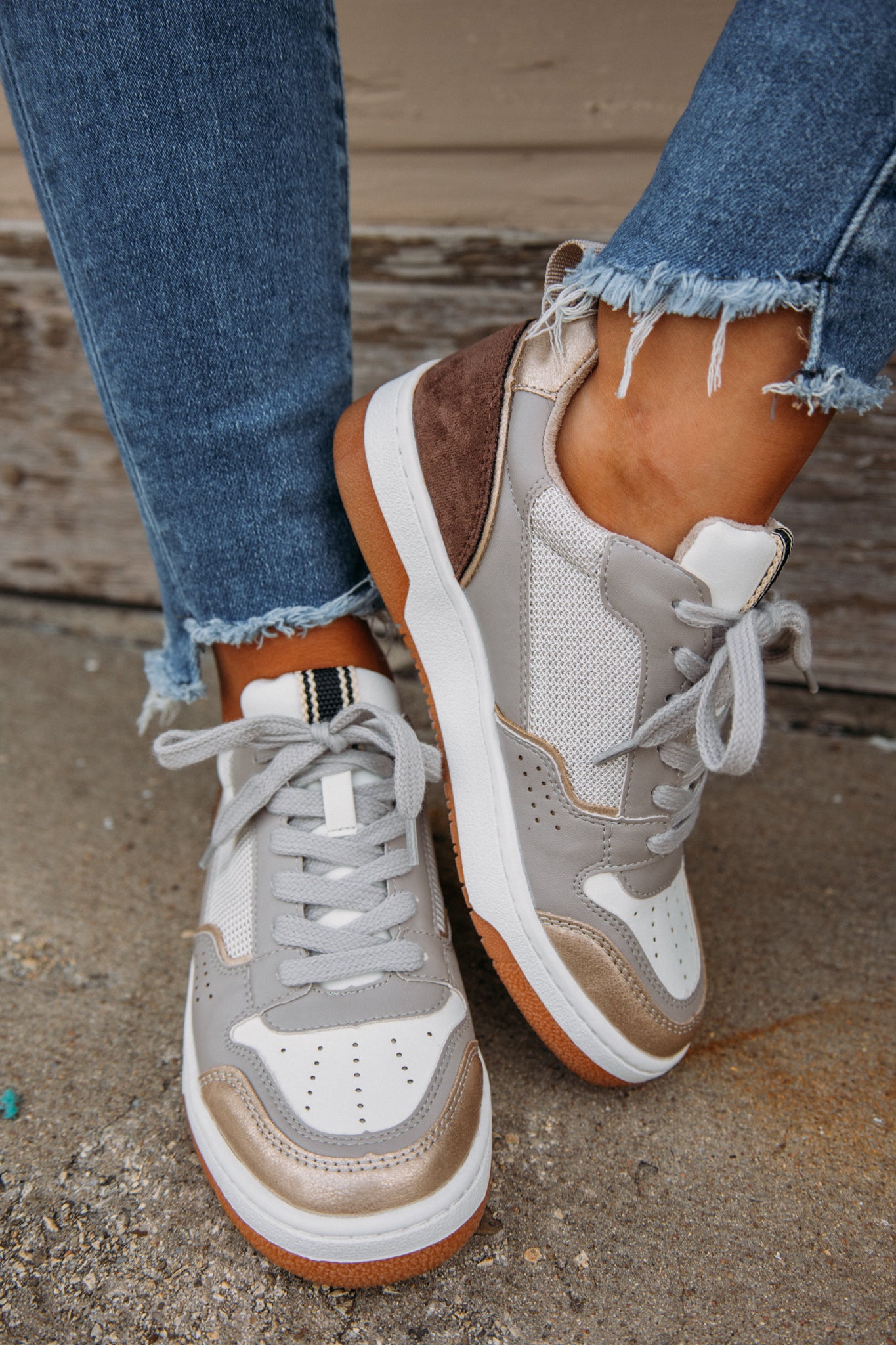 Romi Sneakers -Taupe Suede