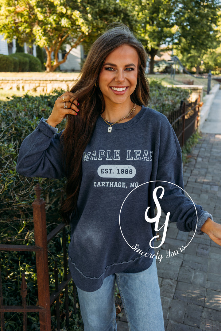 Maple Leaf Scoop Sweatshirt - Navy