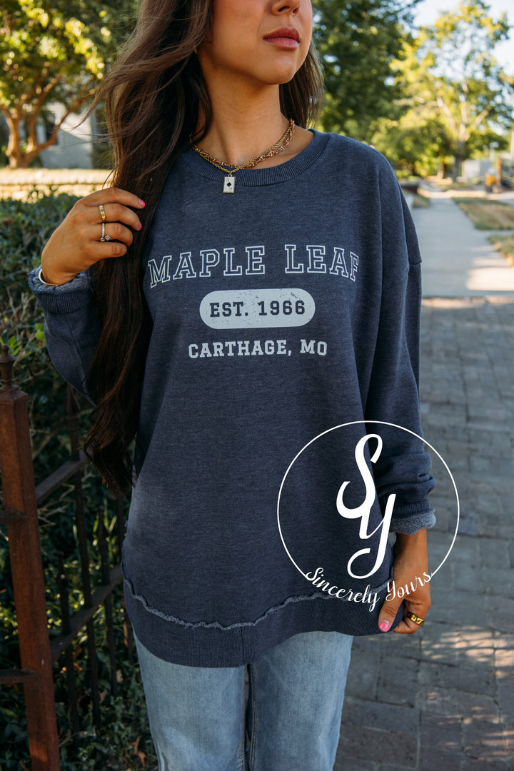 Maple Leaf Scoop Sweatshirt - Navy