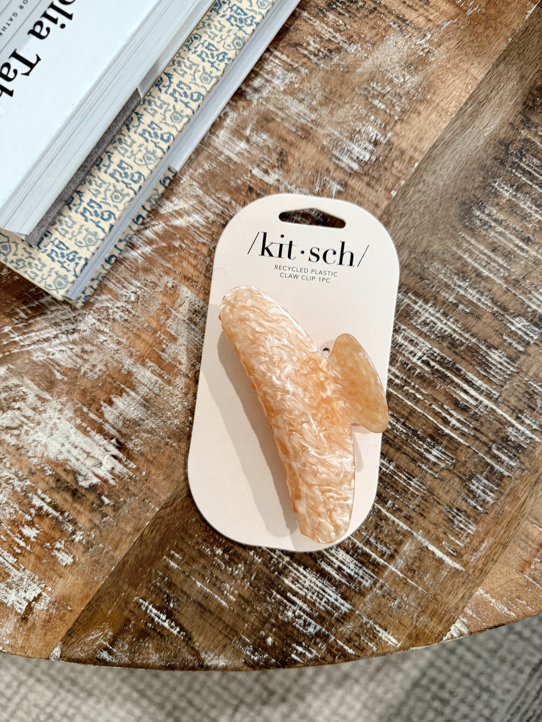 Kitsch: Eco-Friendly Marble Claw Clip - Blonde