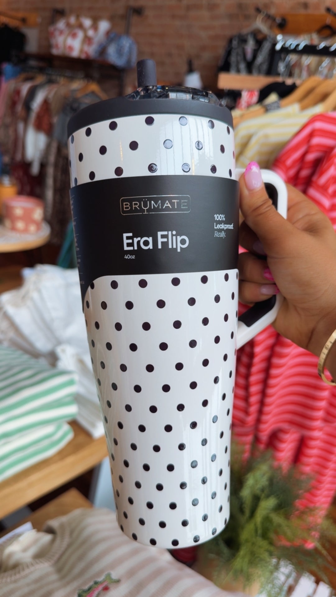 Brumate: Era Flip 40oz -Polka Pearl