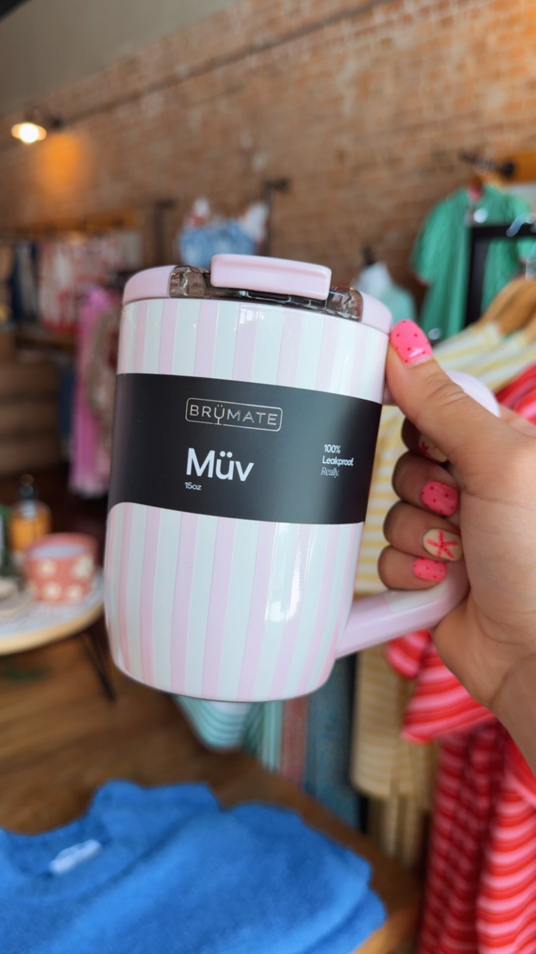 Brumate: Müv 15oz-Strawberries &amp; Cream