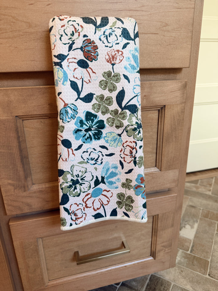 Eileen: Double- Sided Hand Towel