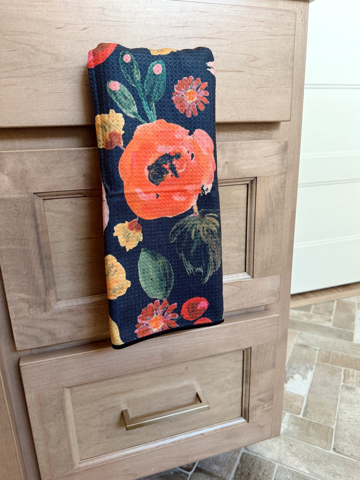 Sue: Double-Sided Hand Towel