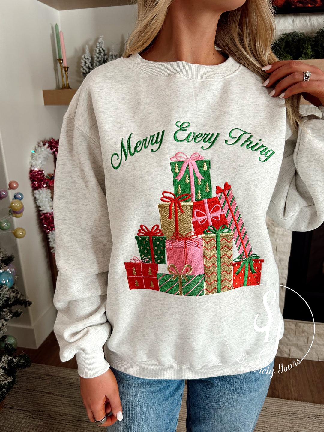 All The Presents Crewneck - H. Grey