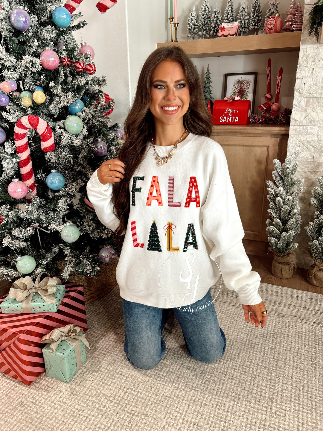 FaLaLaLa Sweater - White