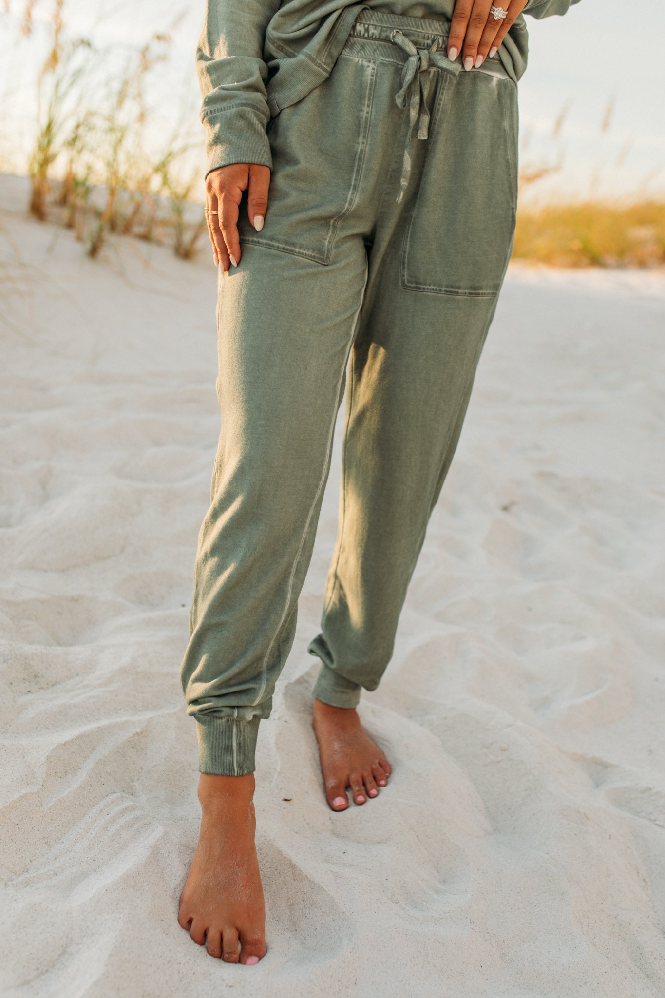 Barefoot Dreams :Malibu Collection® Luxe Lounge® Sunbleached Jogger - Wave