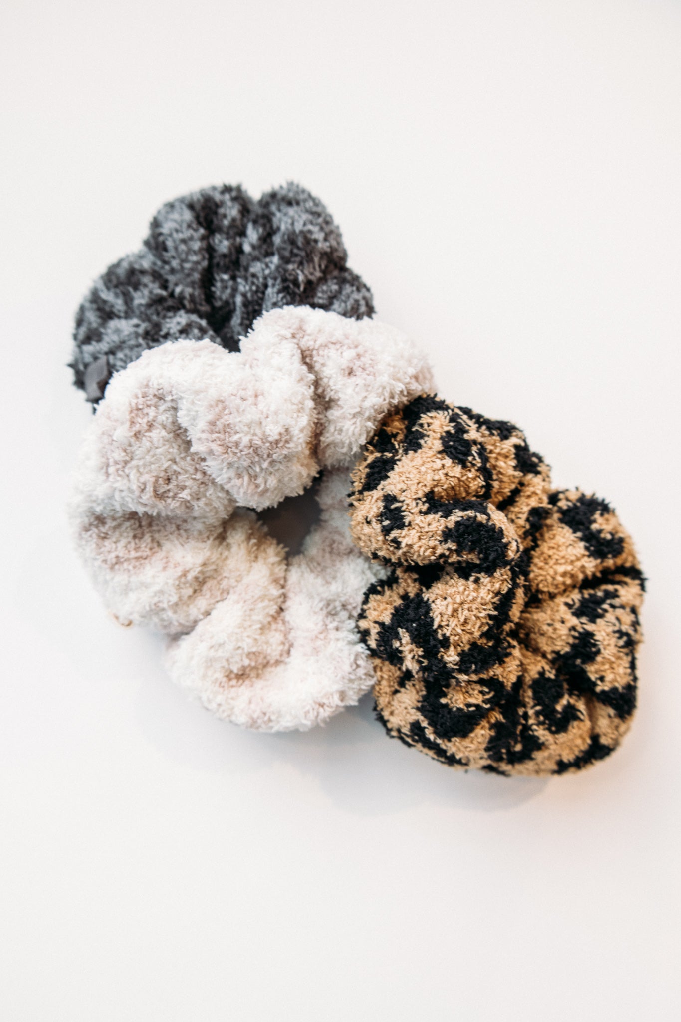 Barefoot in the Wild™ CozyChic 3 Scrunchie Set -Multi