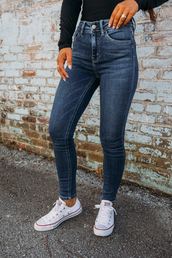 Load image into Gallery viewer, Lexi High Rise Denim
