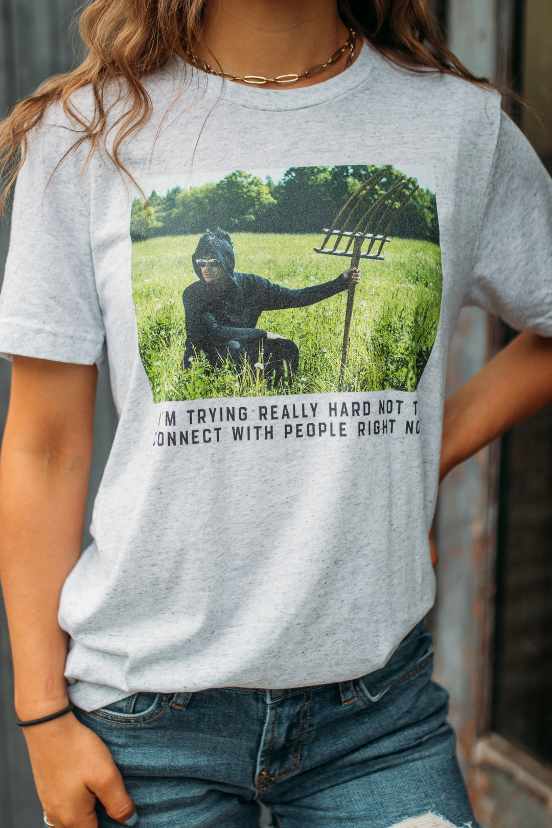 I'm Trying Really Hard Not To Connect With People Graphic Tee