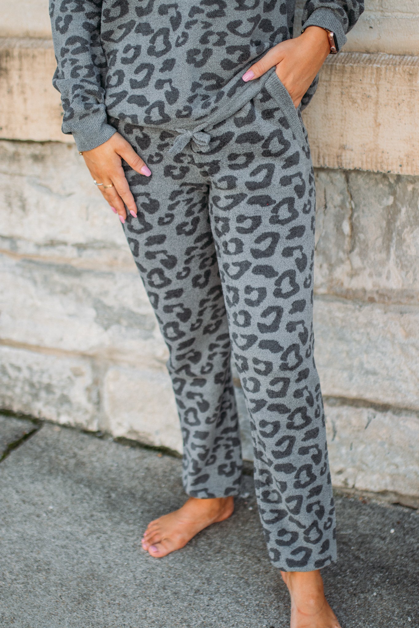 Load image into Gallery viewer, Barefoot Dreams: CozyChic Ultra Lite® Barefoot in the Wild Track Pant
