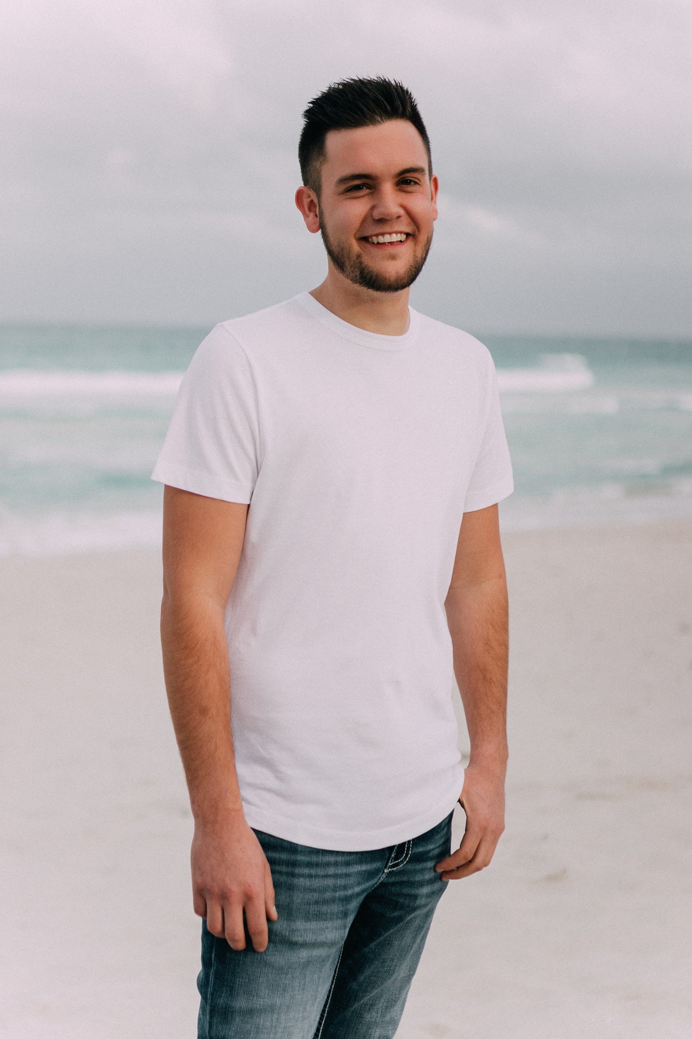 Barefoot Dreams: Malibu Collection® Men's Washed Jersey Short Sleeve Crew - White