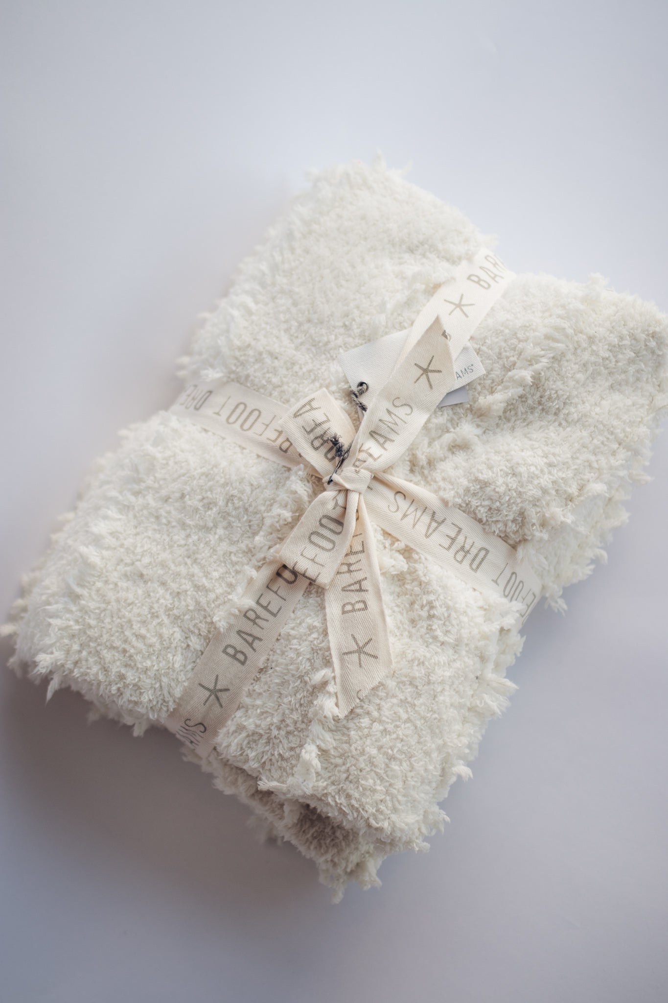 Barefoot Dreams CozyChic® Placed Fringe Blanket