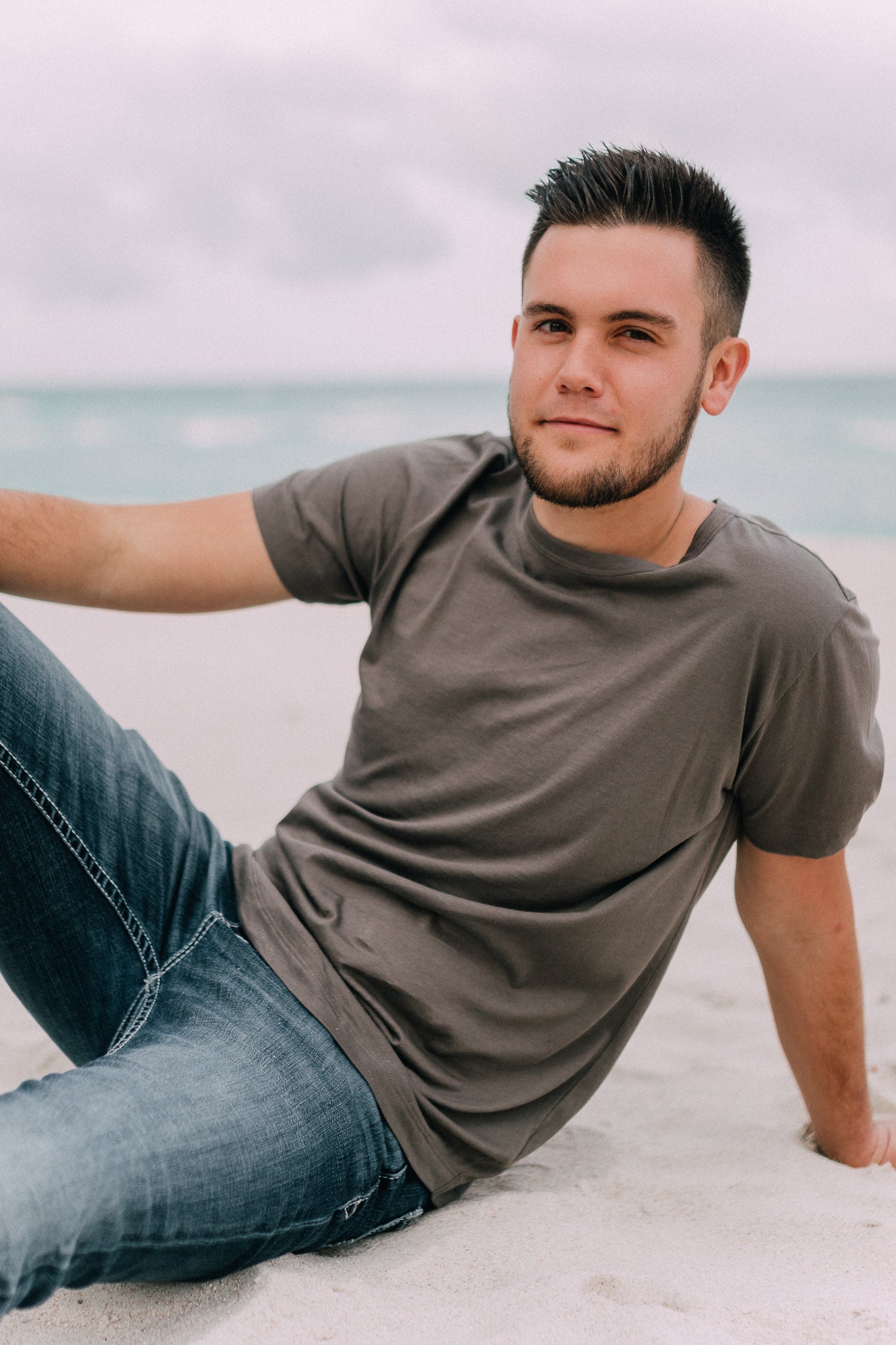 Barefoot Dreams: Malibu Collection® Men's Washed Jersey Short Sleeve Crew - Steel