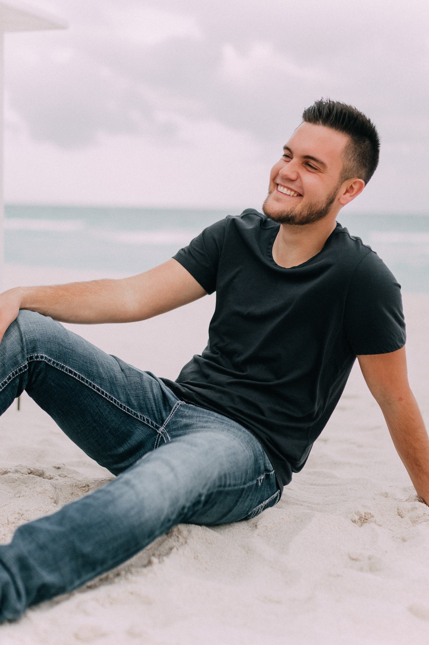 Barefoot Dreams: Malibu Collection® Men's Washed Jersey Short Sleeve Crew - Indigo