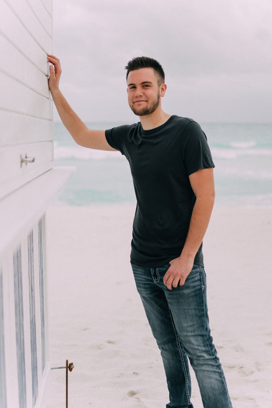 Barefoot Dreams: Malibu Collection® Men's Washed Jersey Short Sleeve Crew - Indigo