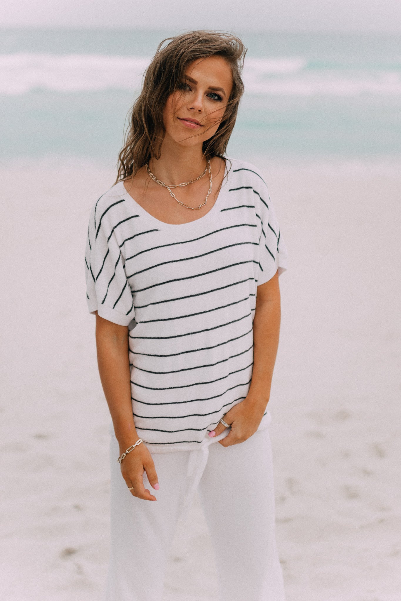 Barefoot Dreams: CozyChic Ultra Lite® Striped Pullover - Sea Salt / Carbon