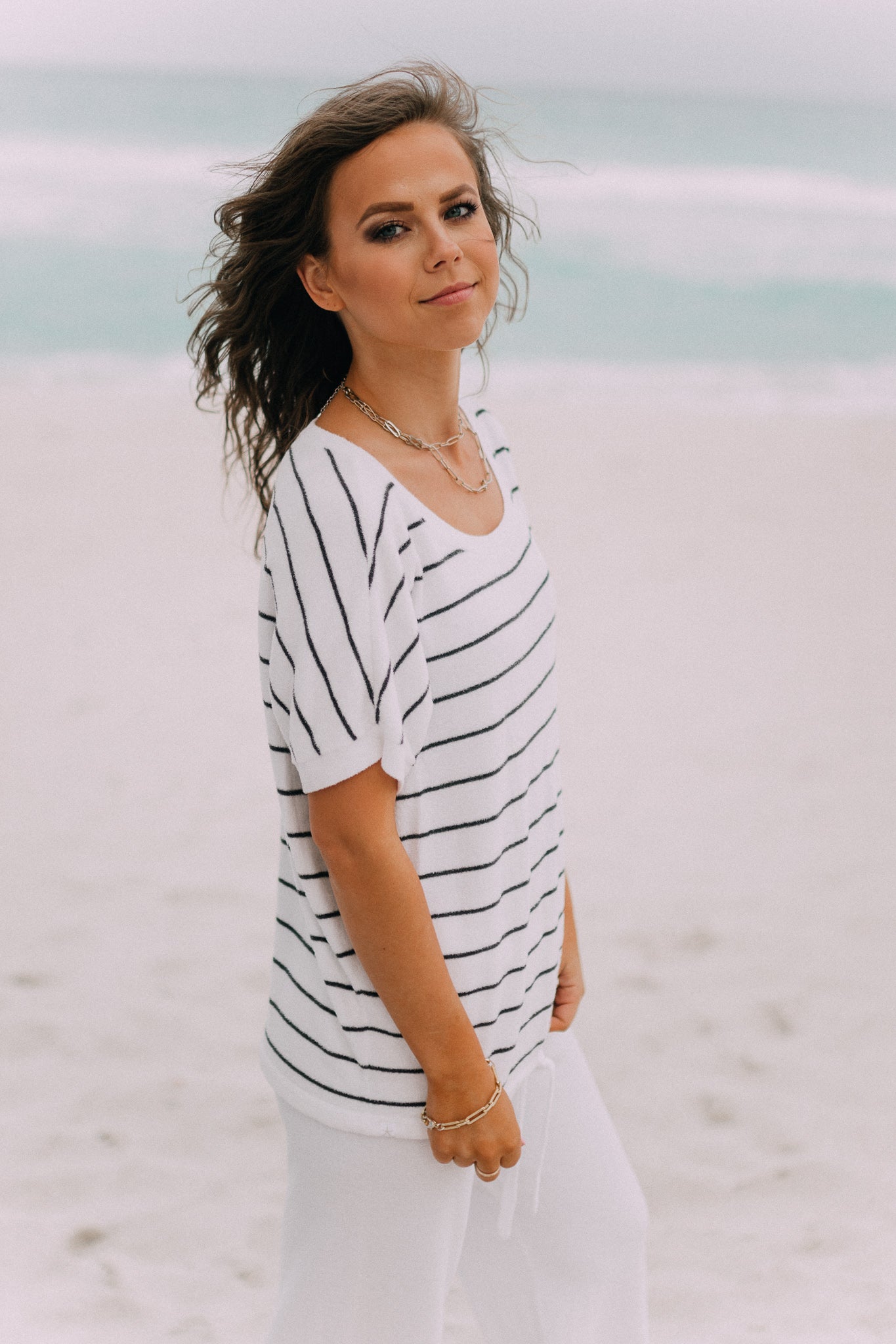 Barefoot Dreams: CozyChic Ultra Lite® Striped Pullover - Sea Salt / Carbon