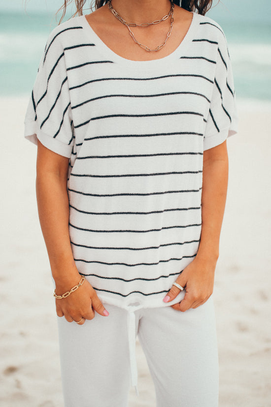 Barefoot Dreams: CozyChic Ultra Lite® Striped Pullover - Sea Salt / Carbon