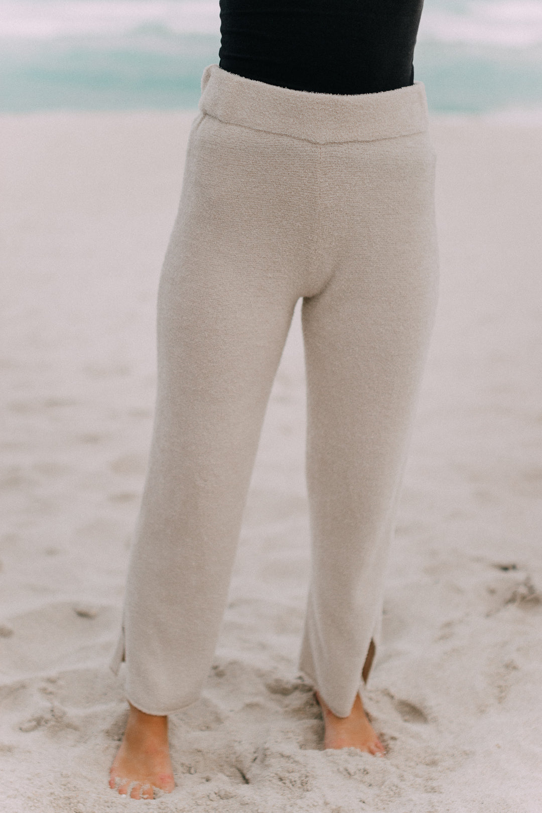 Barefoot Dreams: CozyChic Lite® Cropped Pant - Stone /Pearl