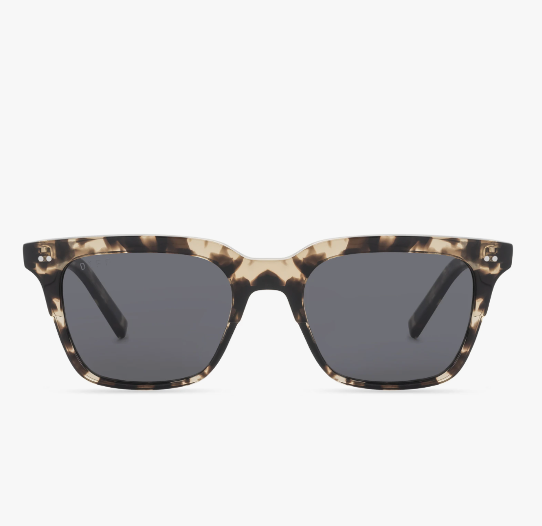 DIFF EYEWEAR Tosca II in Espresso Tortoise & Brown | REVOLVE DIFF EYEWEAR Tosca II in Espresso Tortoise & Brown | REVOLVE