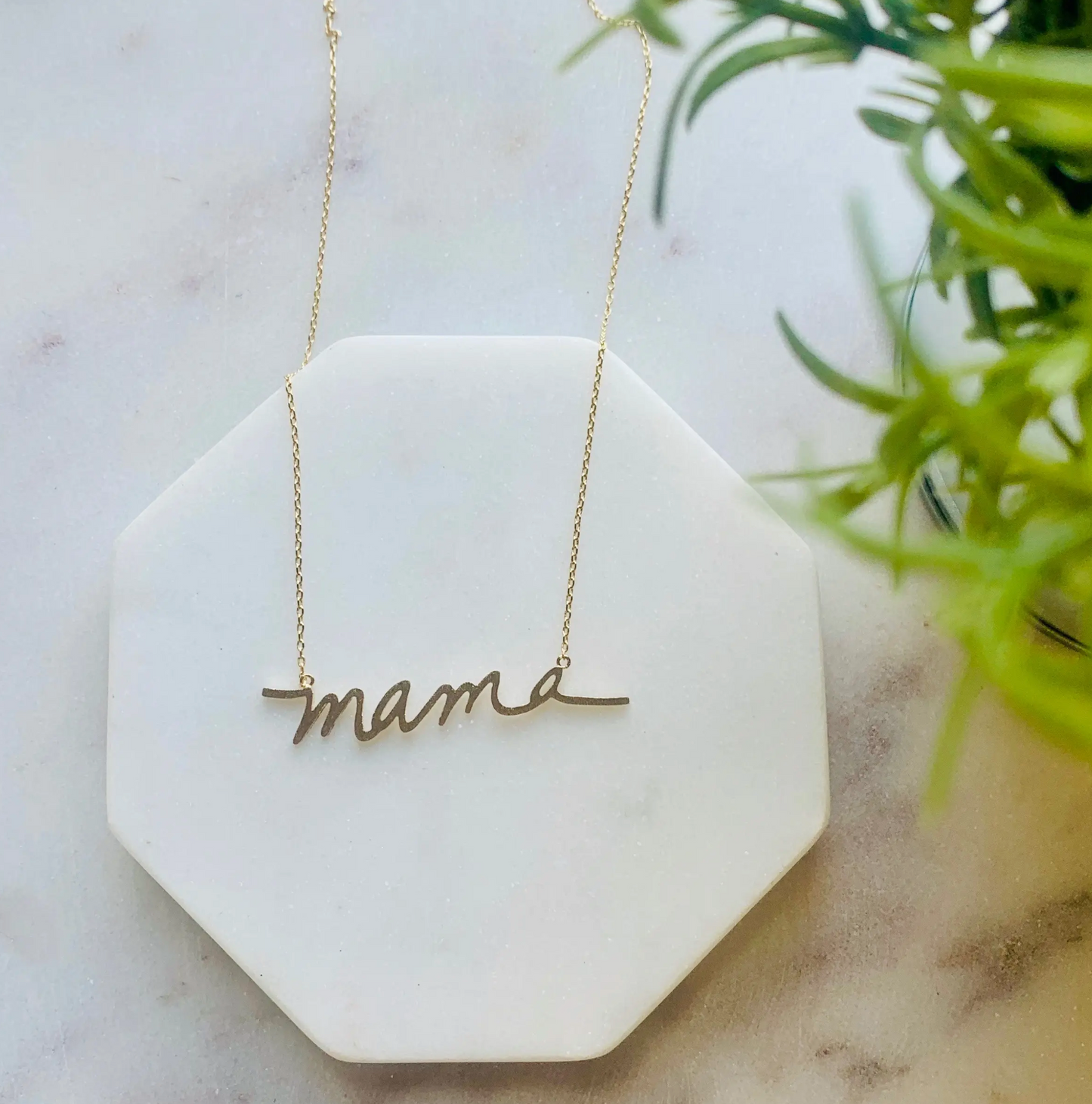 Mama Necklace -Gold