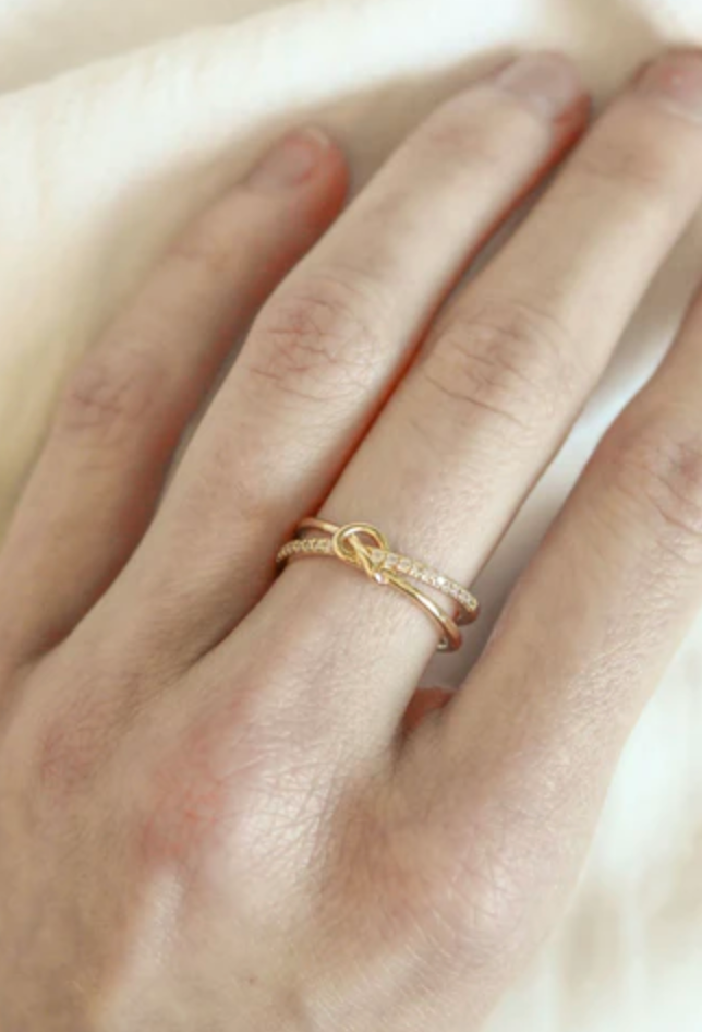 Kinsey Designs: Knotty Ring